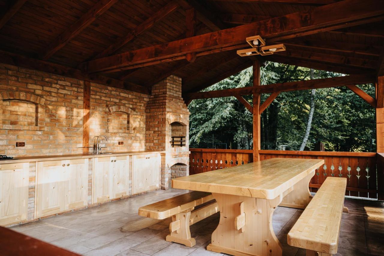Súgópatak Kulcsosház Villa Izvoare  Exterior foto